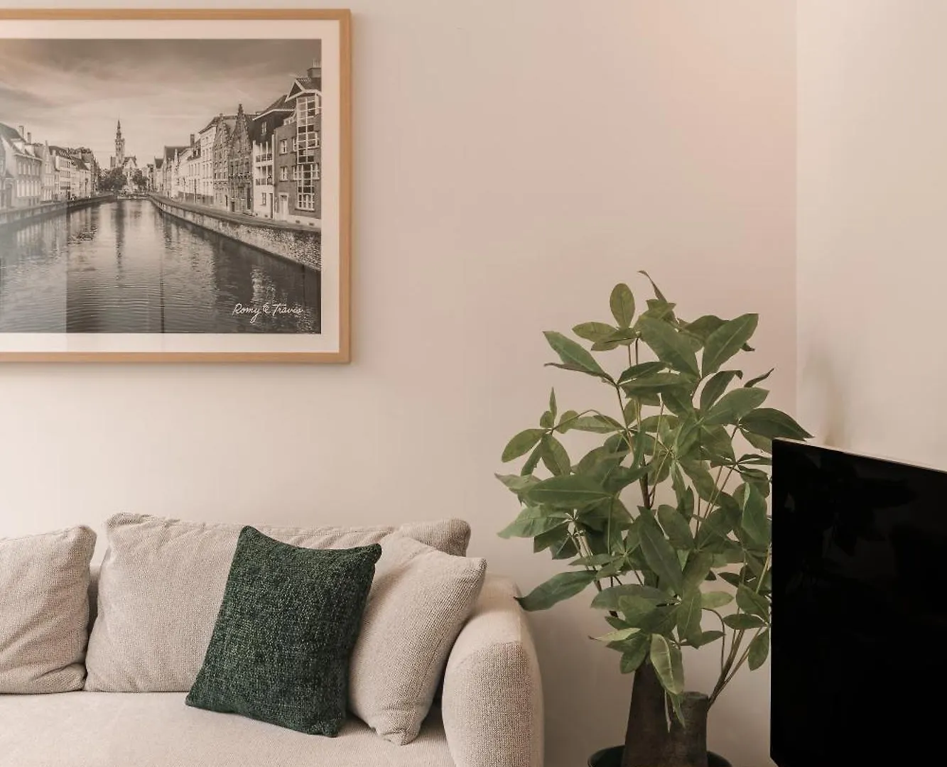 Apartamento Highest Five By Romy&Travis Brujas