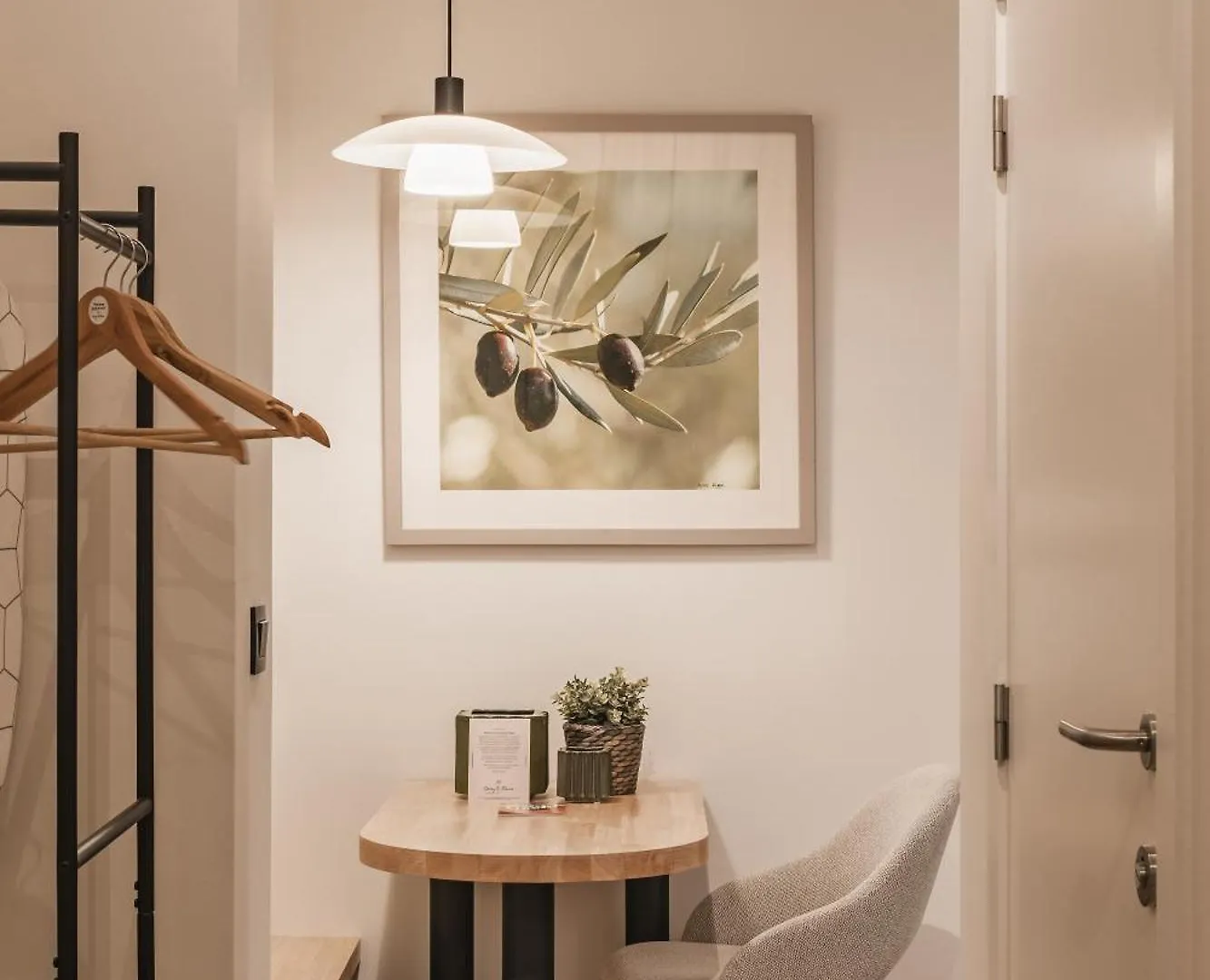 Apartamento Highest Five By Romy&Travis Brujas